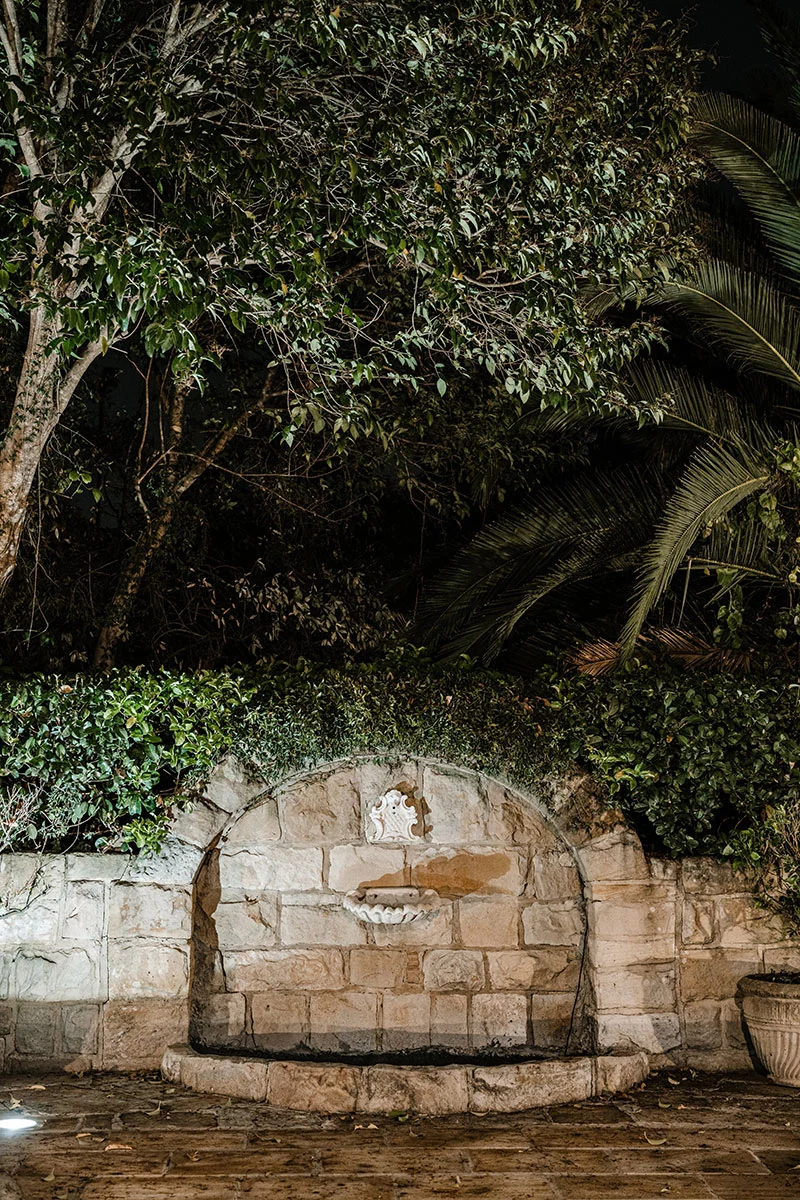 The Enchanted Garden at Oatlands Estate under mature trees