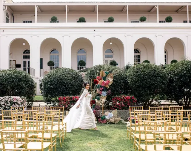 Cottage Lawns garden ceremony lawn