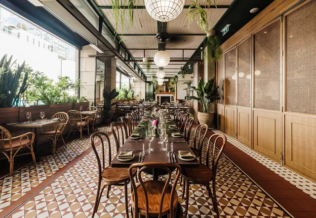Social Dining at Verandah Precinct