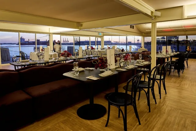 Port Melbourne Yacht Club open-plan interior