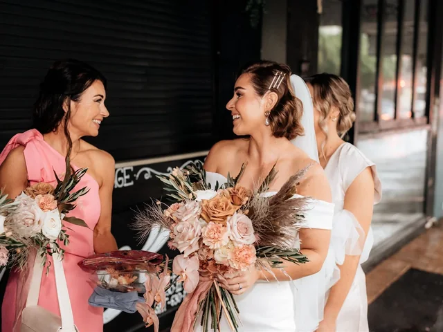 Lovelenscapes — wedding photo 13