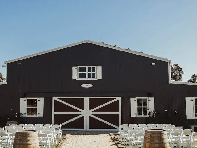 Aberfeldy Barn — wedding gallery photo 1