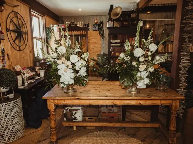 Aberfeldy Barn — wedding gallery photo 6