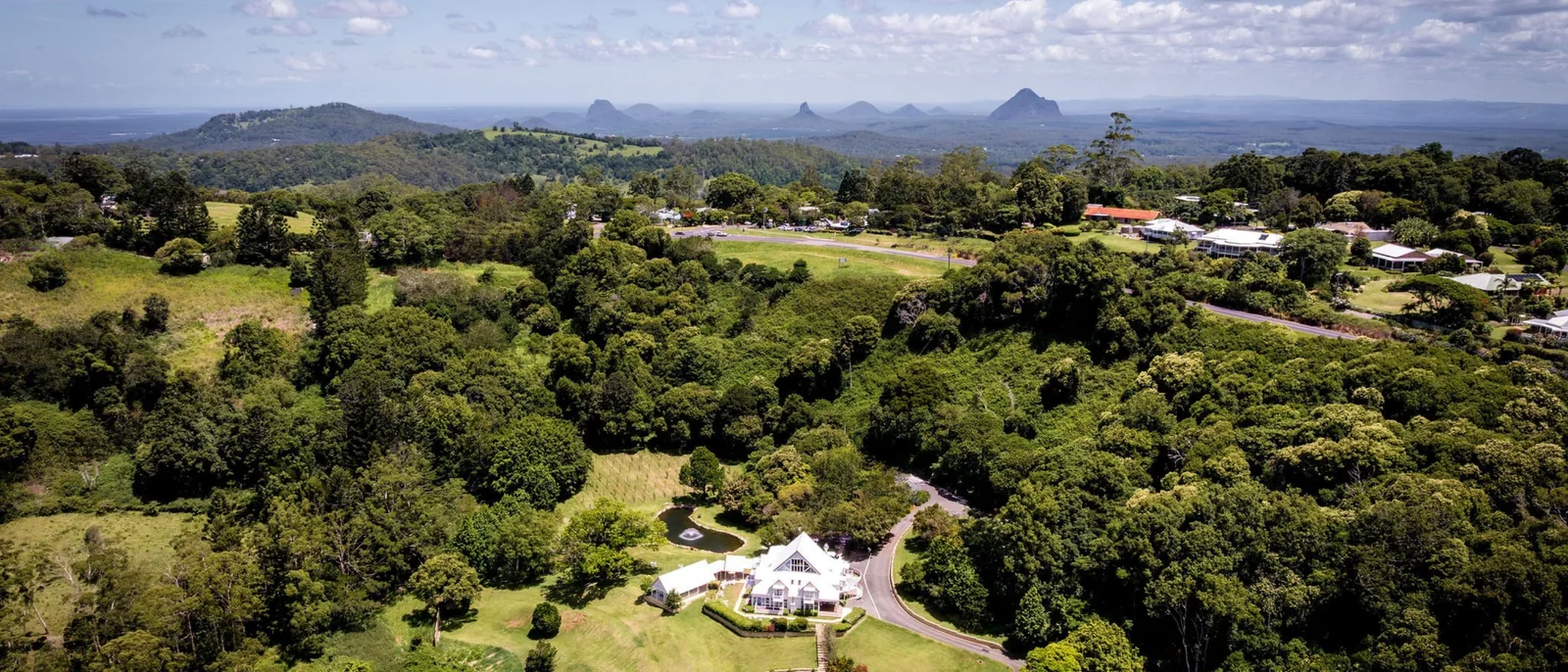 Maleny Manor &mdash; Sunshine Coast Hinterland wedding venue