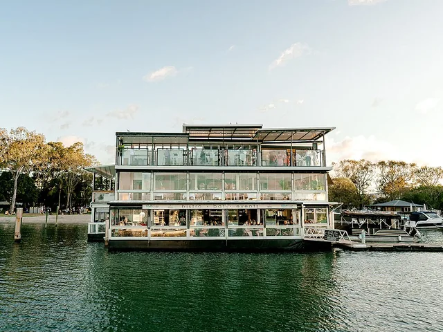 Noosa Boathouse &mdash; wedding gallery photo 13