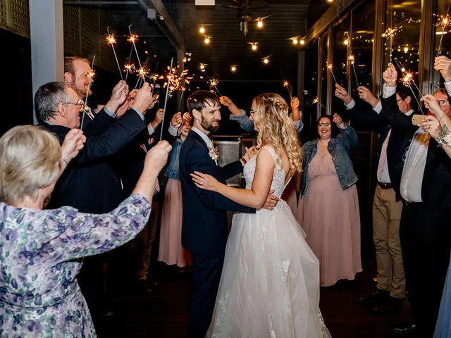 Walkabout Creek &mdash; wedding photo 13