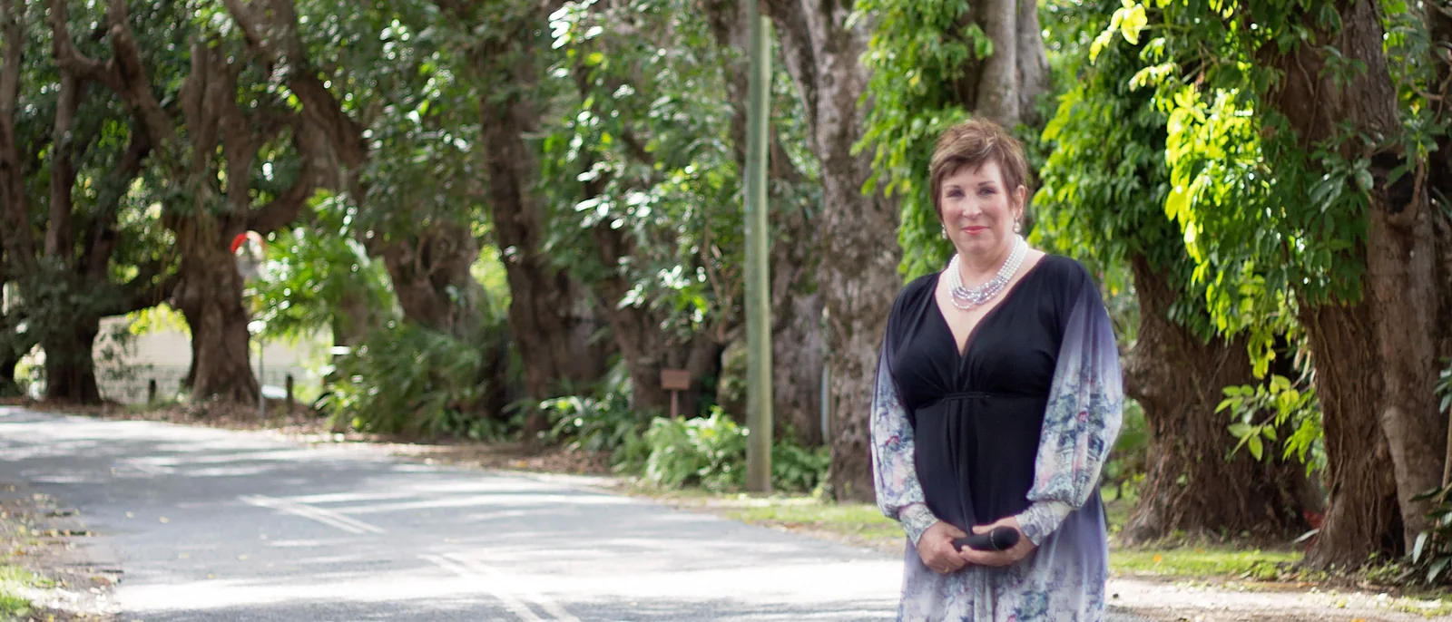 Weddings by Julia, Sunshine Coast wedding celebrant