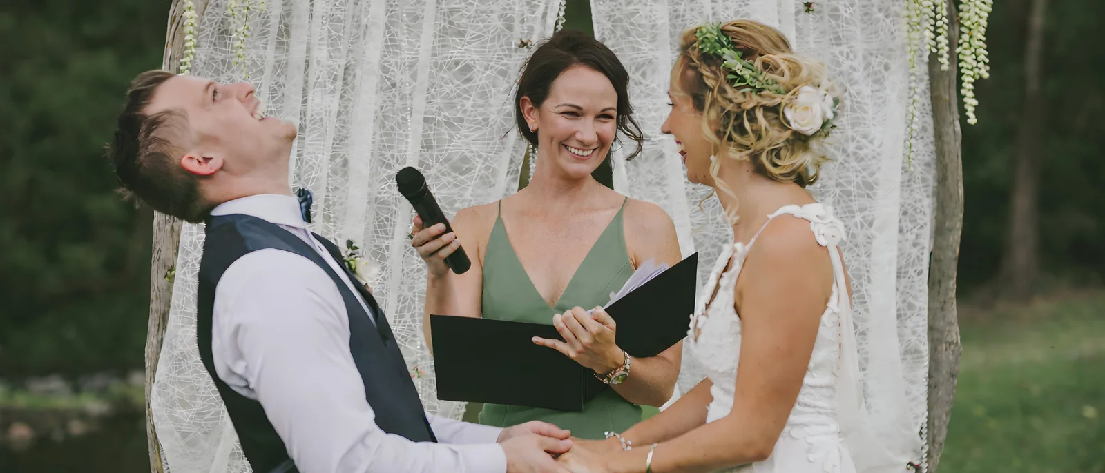 Weddings by Yazmin, Gold Coast wedding celebrant