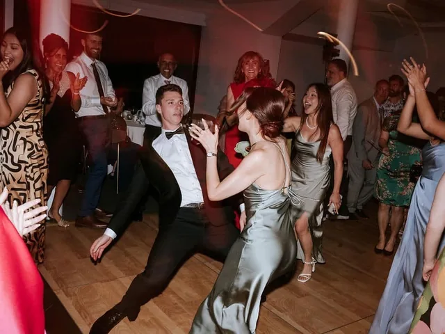 Unity Entertainment wedding photo 7
