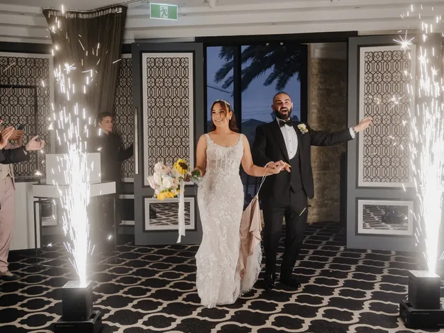 Perfect Moment wedding photo 10