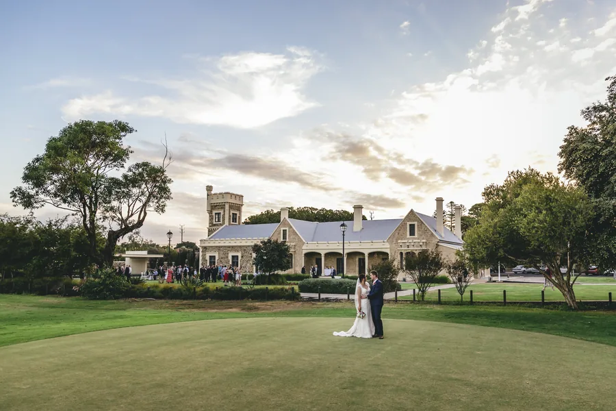 Glanville Hall &mdash; The sweeping lawns