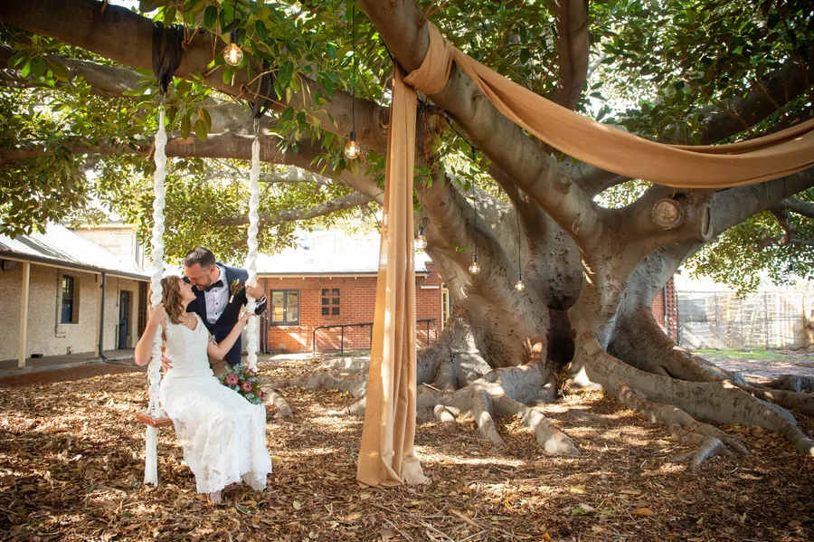 Glanville Hall &mdash; the couple at the swing under the fig
