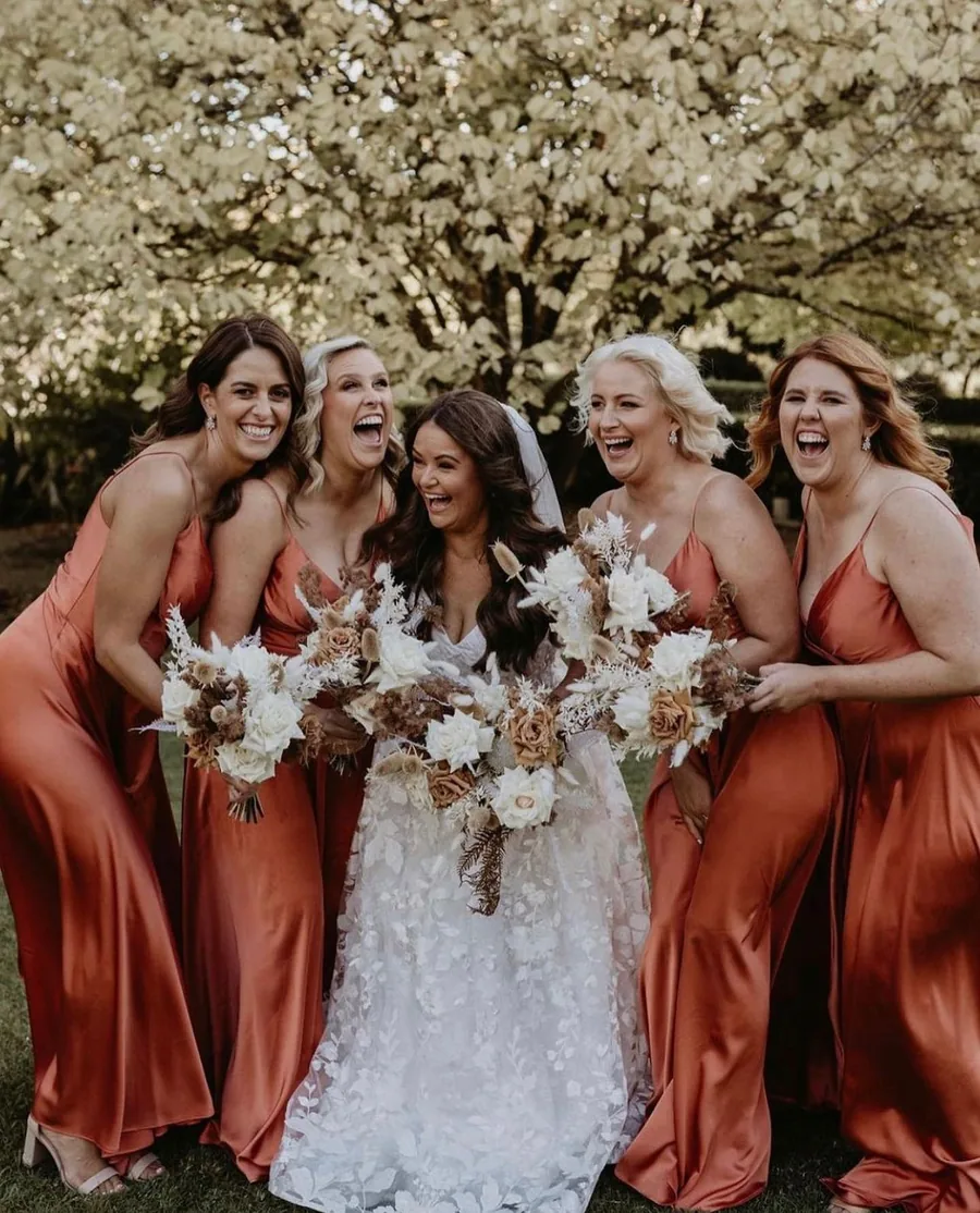 Golding Wines &mdash; the bride and bridesmaids