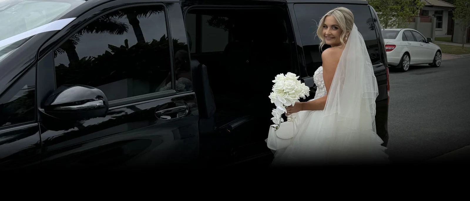 Elite Transfers, Gold Coast wedding chauffeur cars