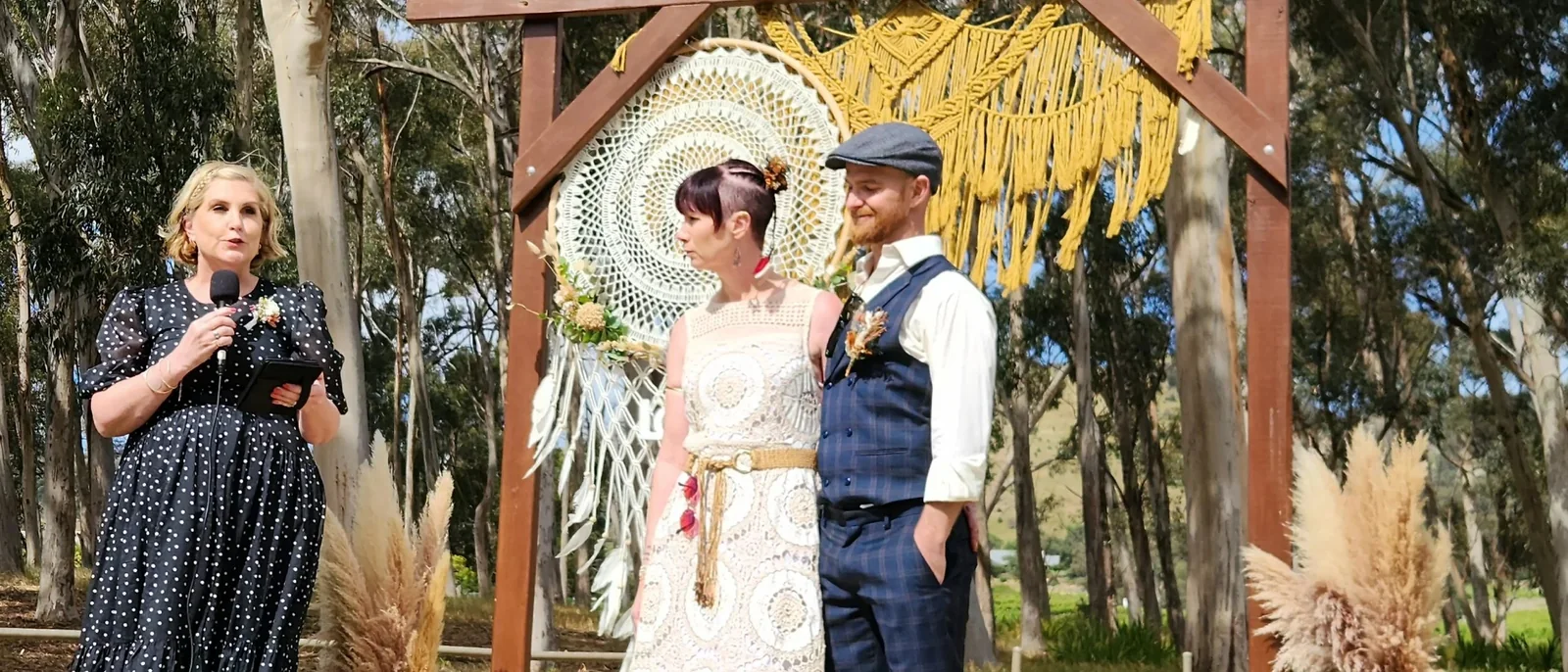Amanda Louise Celebrant, Adelaide wedding celebrant