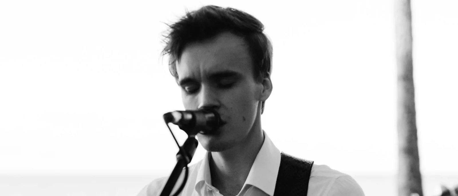 Connor Reid, Cairns acoustic wedding singer