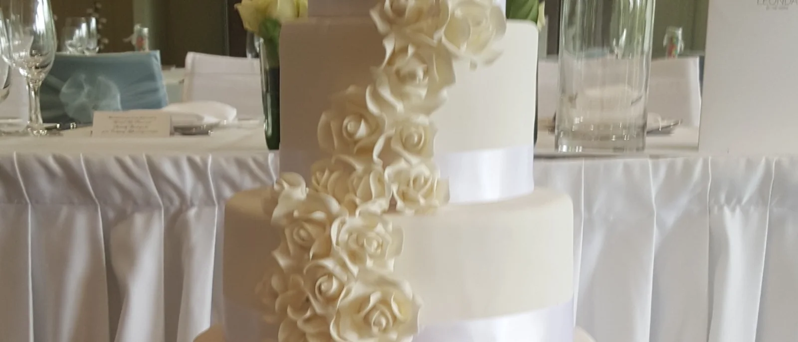 Eiffel Tower Cakes, Melbourne wedding cakes