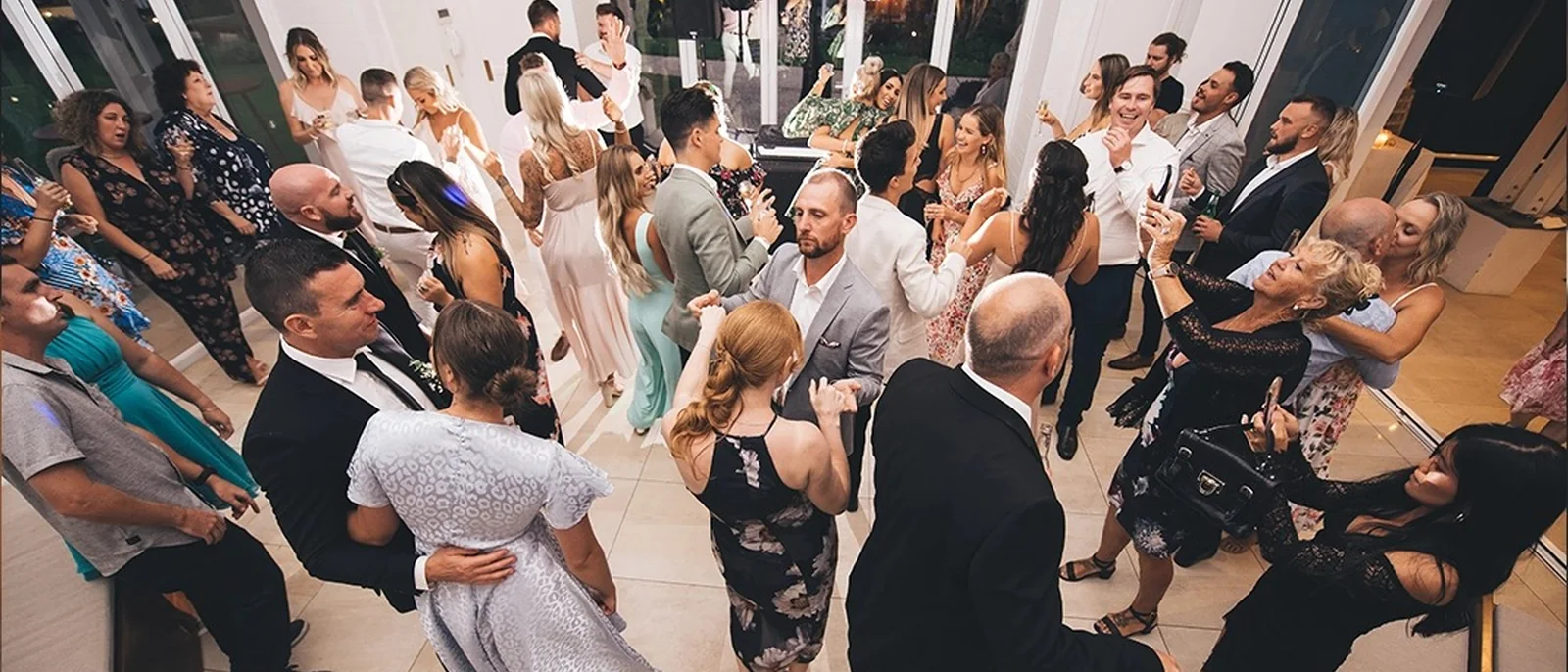 Nick Read Entertainment, Central Coast wedding singer, dj + mc