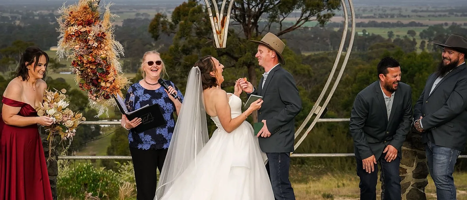 Curves & Lace, Melbourne wedding photographer